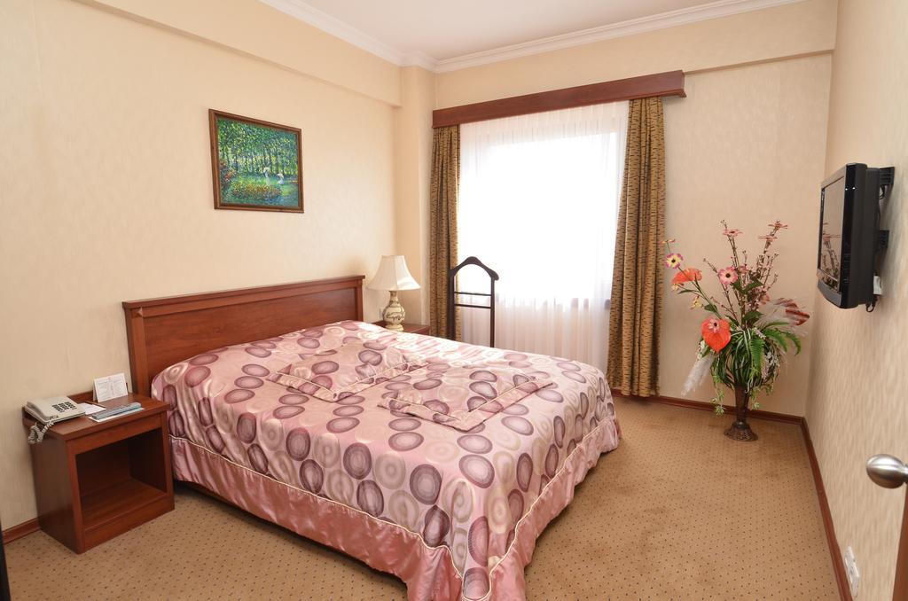 Akgun Elazig Hotel Zimmer foto